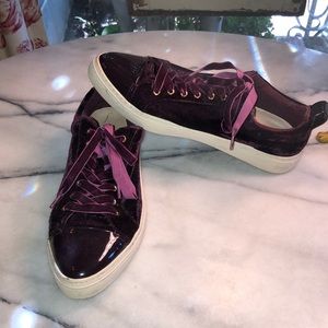 Mission Dutti burgundy velvet sneakers